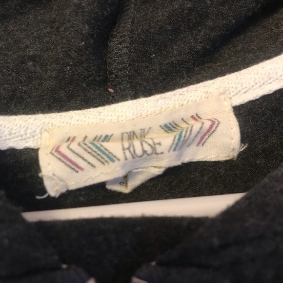 Cute and light sweater - Picture 2 of 4